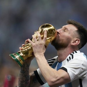 梅西领衔同时拥有世界杯、欧冠、大洲杯、金球奖的球员大名单！